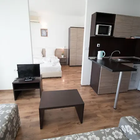 Clara 3* Burgas City