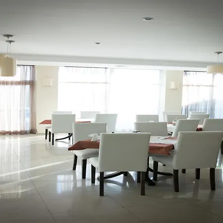Clara Hotel de apartamente