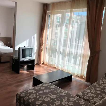 Clara 3* Burgas City